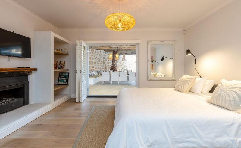 4 Bedroom Property for Sale in Llandudno Western Cape